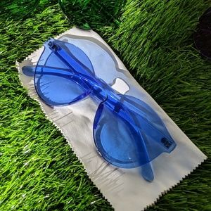 Blue Rimless Sunglasses
